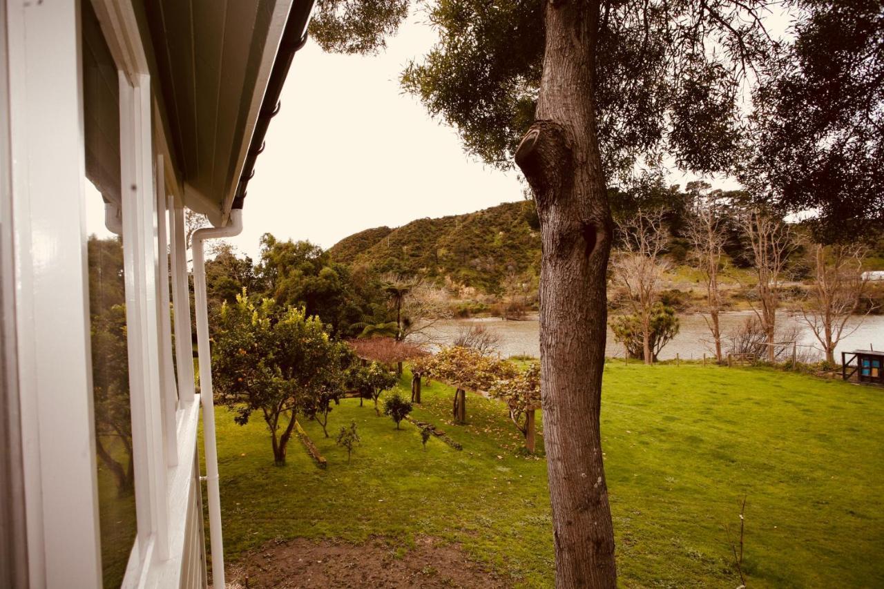 The Signal Box Hotell Whanganui Exteriör bild